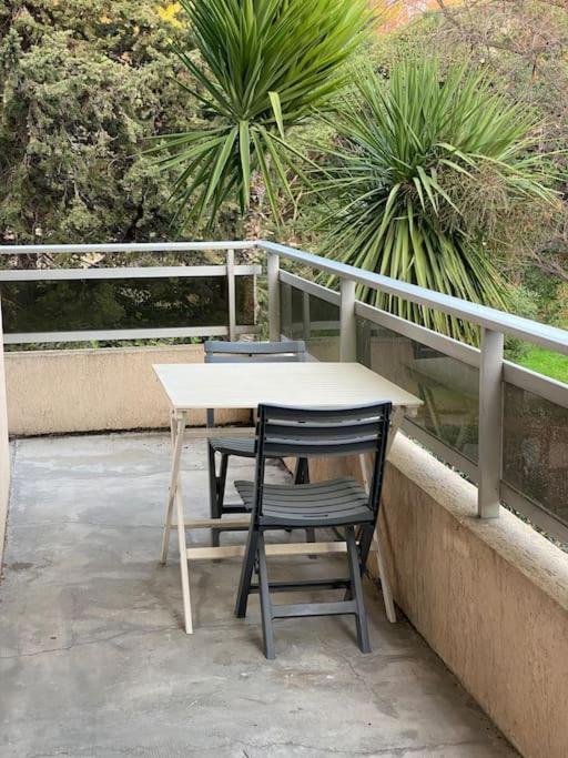 Ferienwohnung Studio Avec Terrasse, Vue Sur Jardin Nizza Exterior foto
