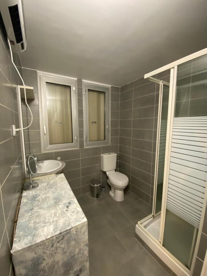 Ferienwohnung Studio Avec Terrasse, Vue Sur Jardin Nizza Exterior foto